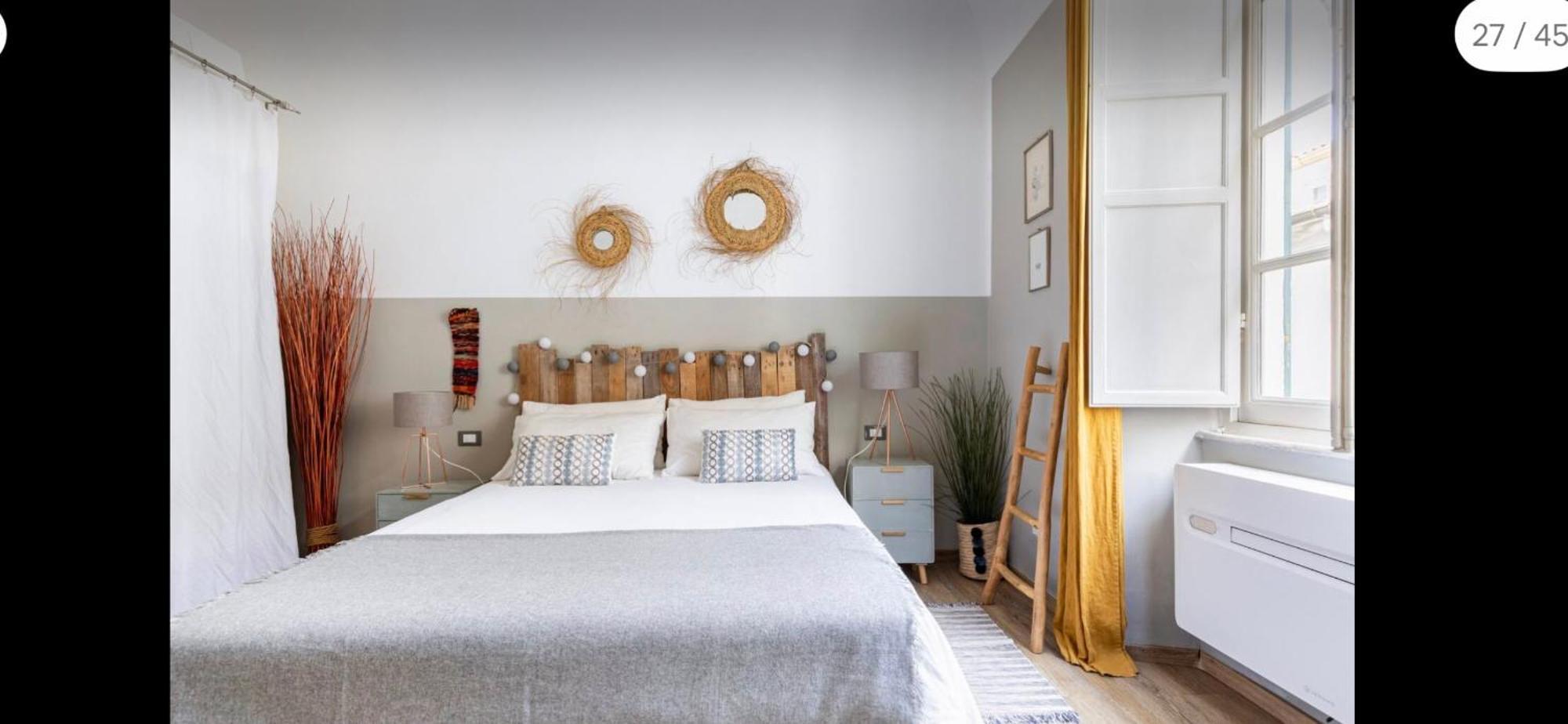Cocoon, Atypical Flat In Historic Center & Breakfast Lägenhet Sarzana Exteriör bild